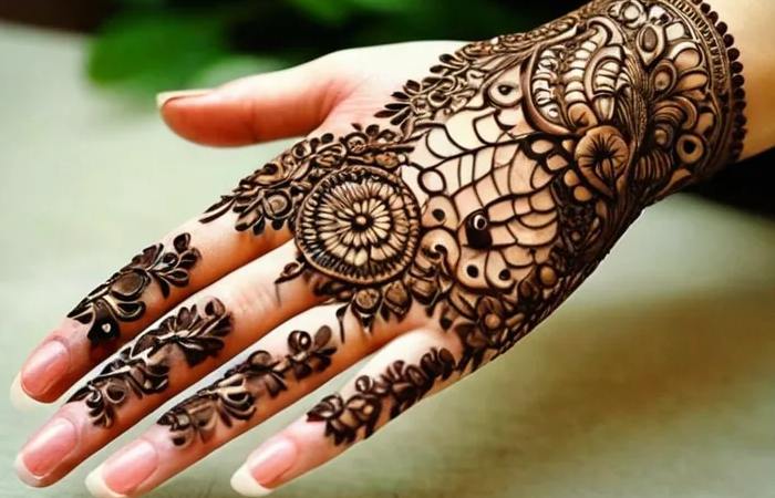 Arabic Mehndi Design